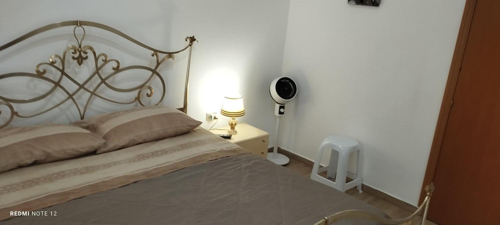 Casa Rosy Hotel Калтанисета Стая снимка