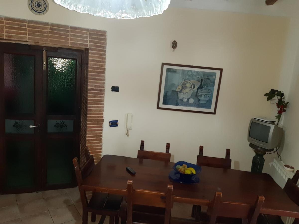 Casa Rosy Hotel Калтанисета Екстериор снимка